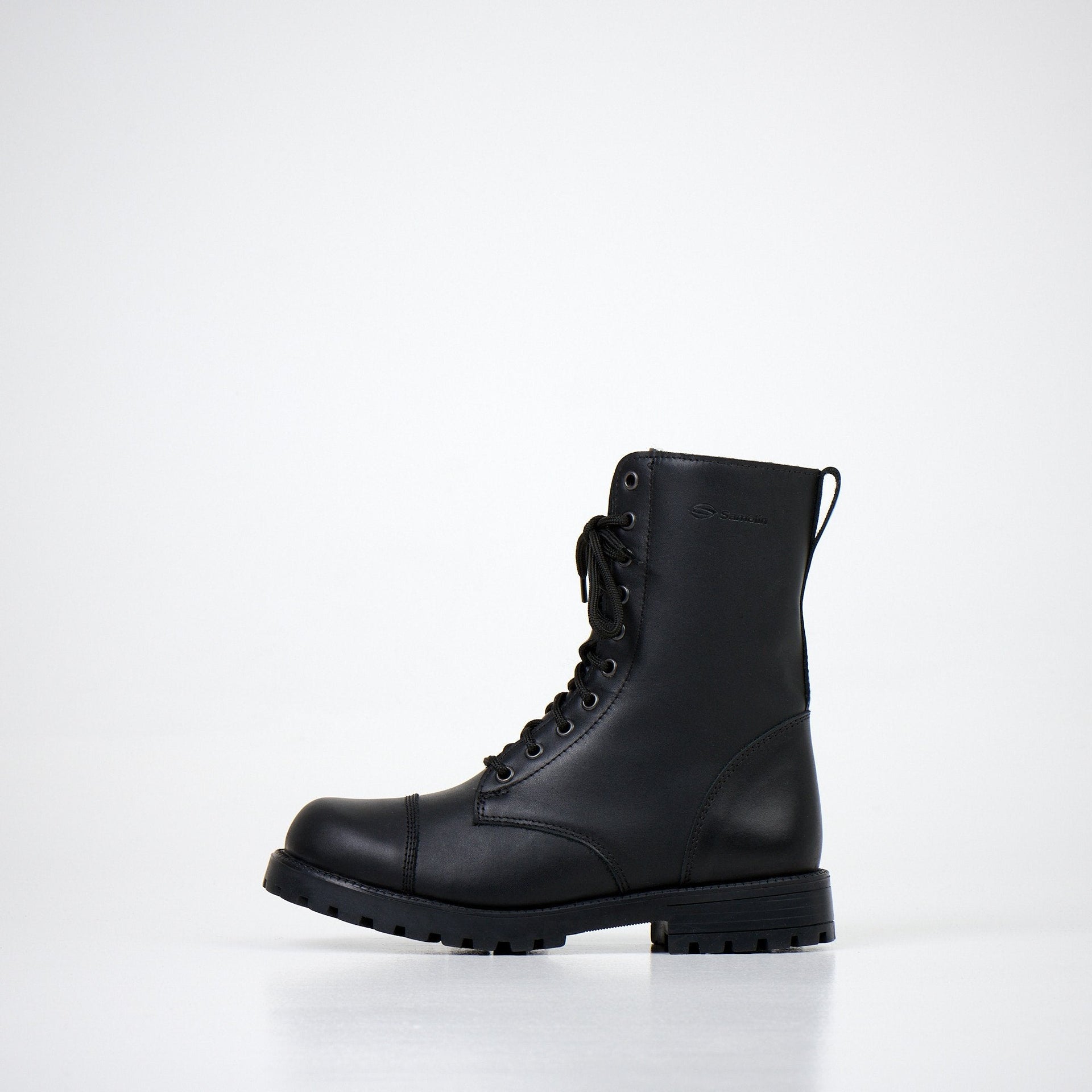 1. Unisex black Samelin 511 Winter With Zipper 2.0 boots in studio, side view showing lace-up design and durable TR-rubber outsole