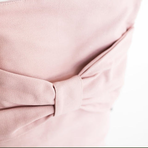 5. Detailed close-up of bow on Muni pink kids backpack