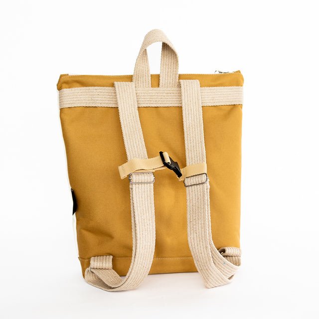 4. Back view of Muni kids' backpack showing adjustable shoulder straps in studio