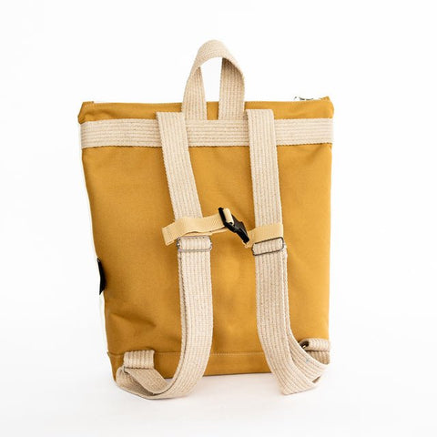 4. Back view of Muni kids' backpack showing adjustable shoulder straps in studio