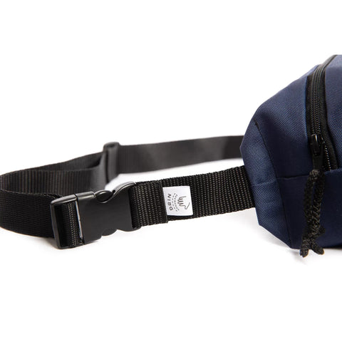 4. Close-up of Drinbags PAINT waist bag strap with buckle and brand tag