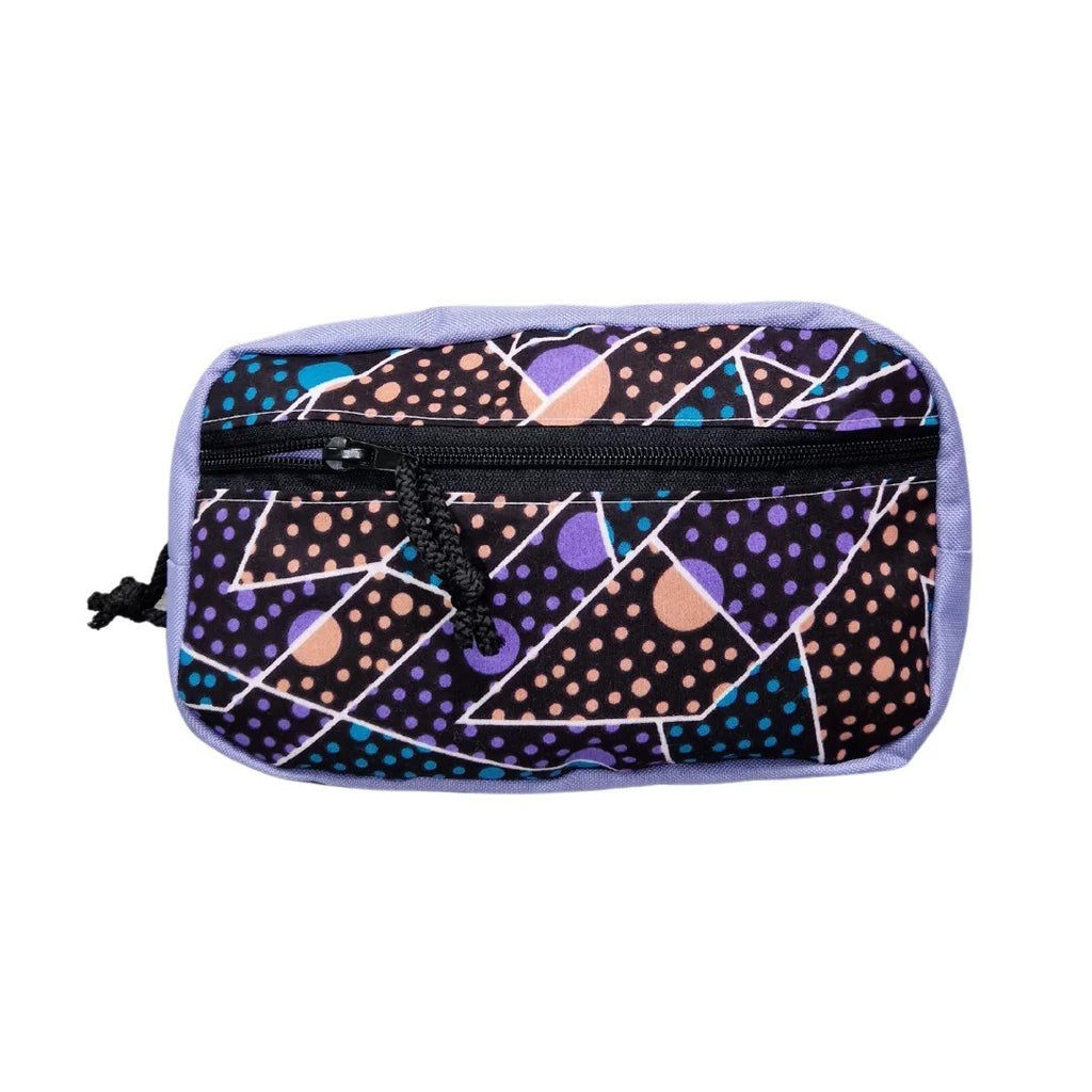 1. Drinbags POLKA DOTS dog treat bag with colorful geometric pattern, front view showing zippered pocket