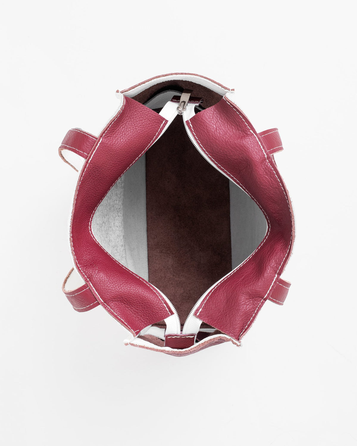 3. Interior view of Trendbag Folk 2 leather tote bag showing spacious compartment and zipper closure