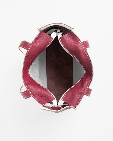 3. Interior view of Trendbag Folk 2 leather tote bag showing spacious compartment and zipper closure