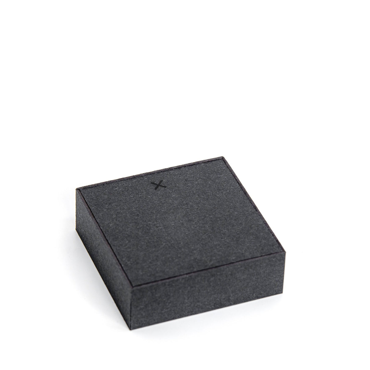 4. Closed minimalist black gift box for Maarja Palu TECTONICS earrings