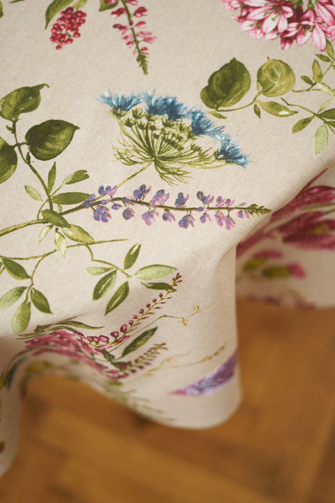 3. Close-up of Hortensias Home Botanico tablecloth, featuring intricate floral pattern and cotton-polyester blend fabric
