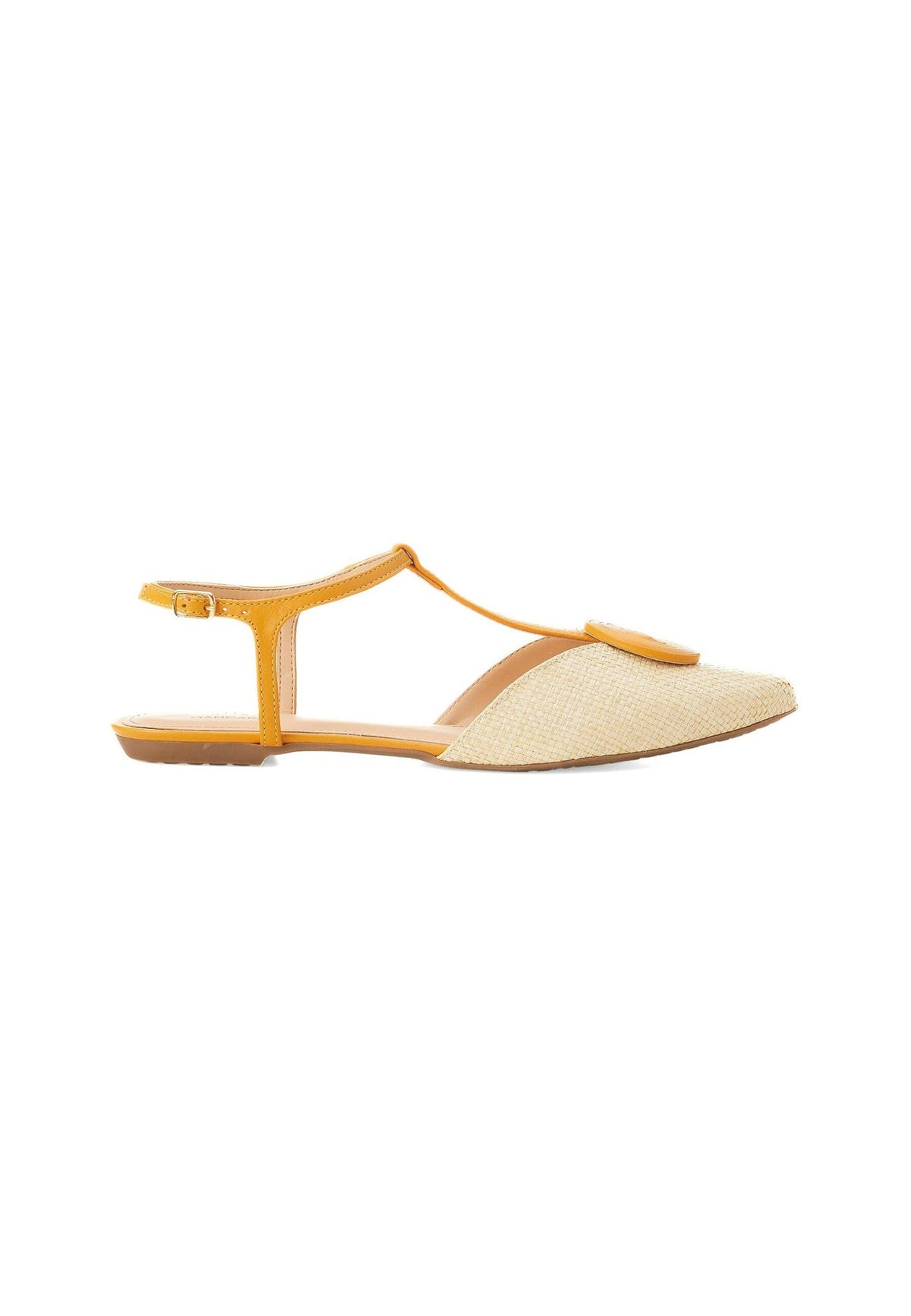 5. Studio shot of Mangará Acerola women's sandals in natural color with yellow accents, side view