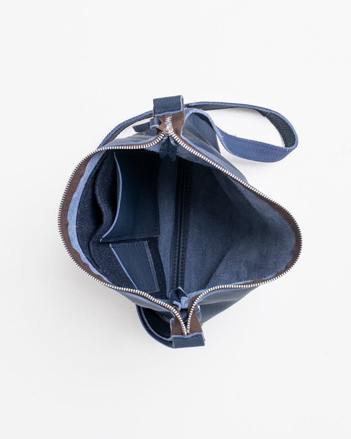 5. Interior view of Trendbag Anet L shoulder bag in dark blue, showing spacious compartments
