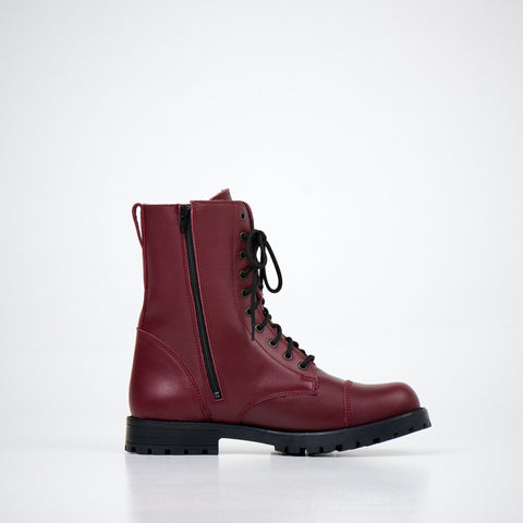 3. Unisex burgundy winter boots by Samelin, side view with zipper and lace-up details