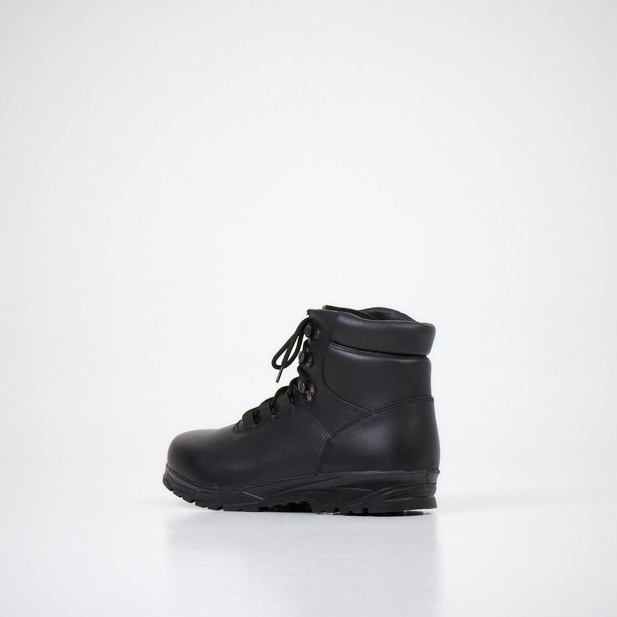 4. Side view of Samelin 604278100 waterproof boots in black, showcasing military-grade quality and craftsmanship