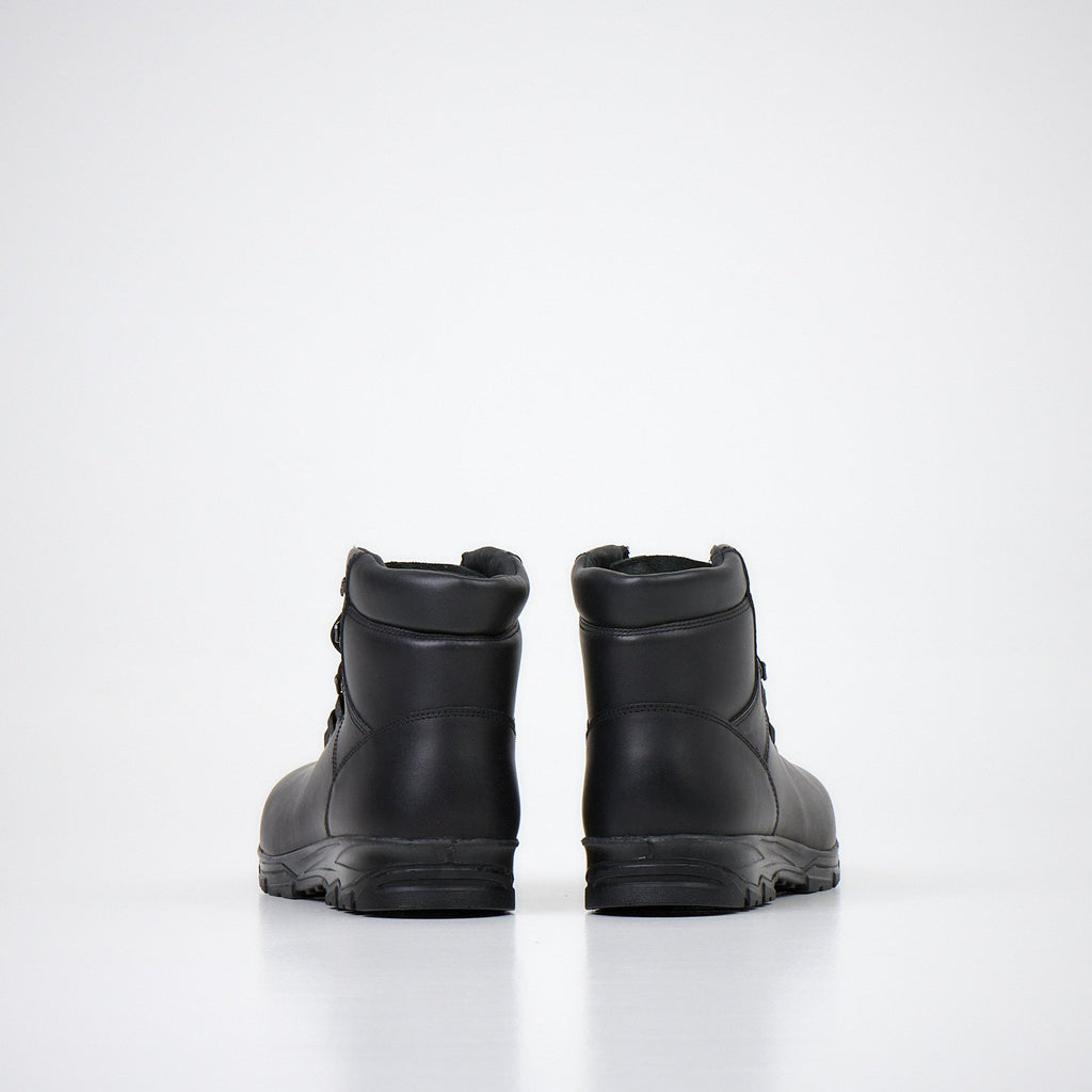 5. Back view of Samelin 604278100 waterproof boots in black, emphasizing durable construction and PU sole