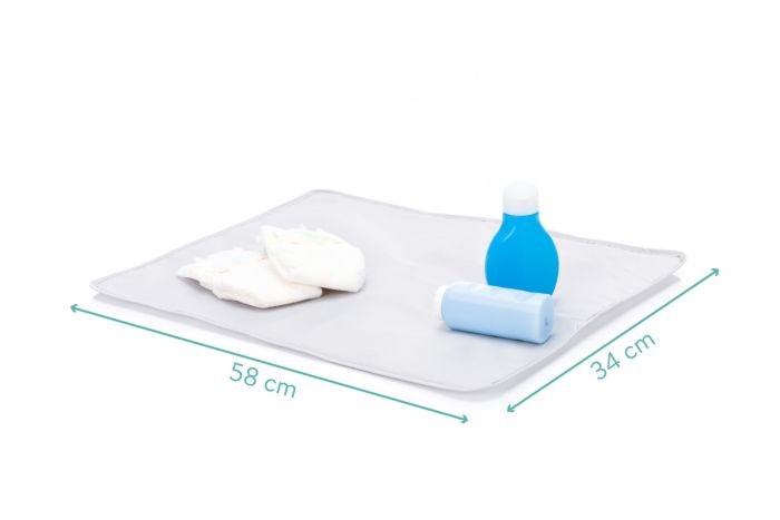 5. Size chart for Fillikid changing pad showing dimensions 58 cm by 34 cm with diapers and bottle