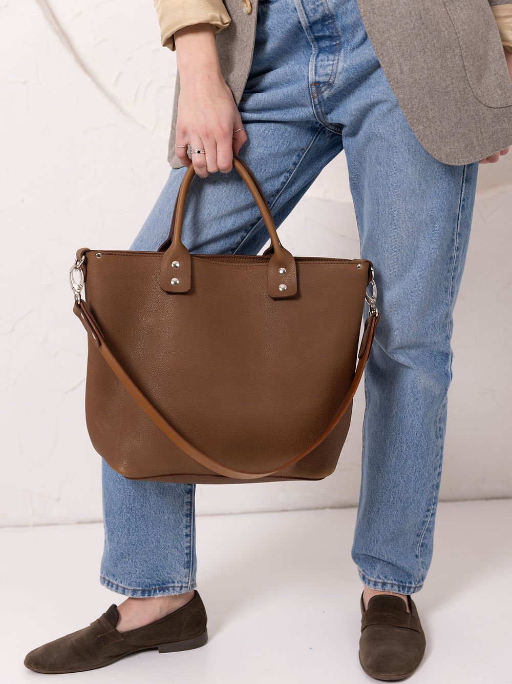6. Close-up of MIGLE Leather Handbag in cappuccino by TOKS VISOKS, highlighting handles and strap