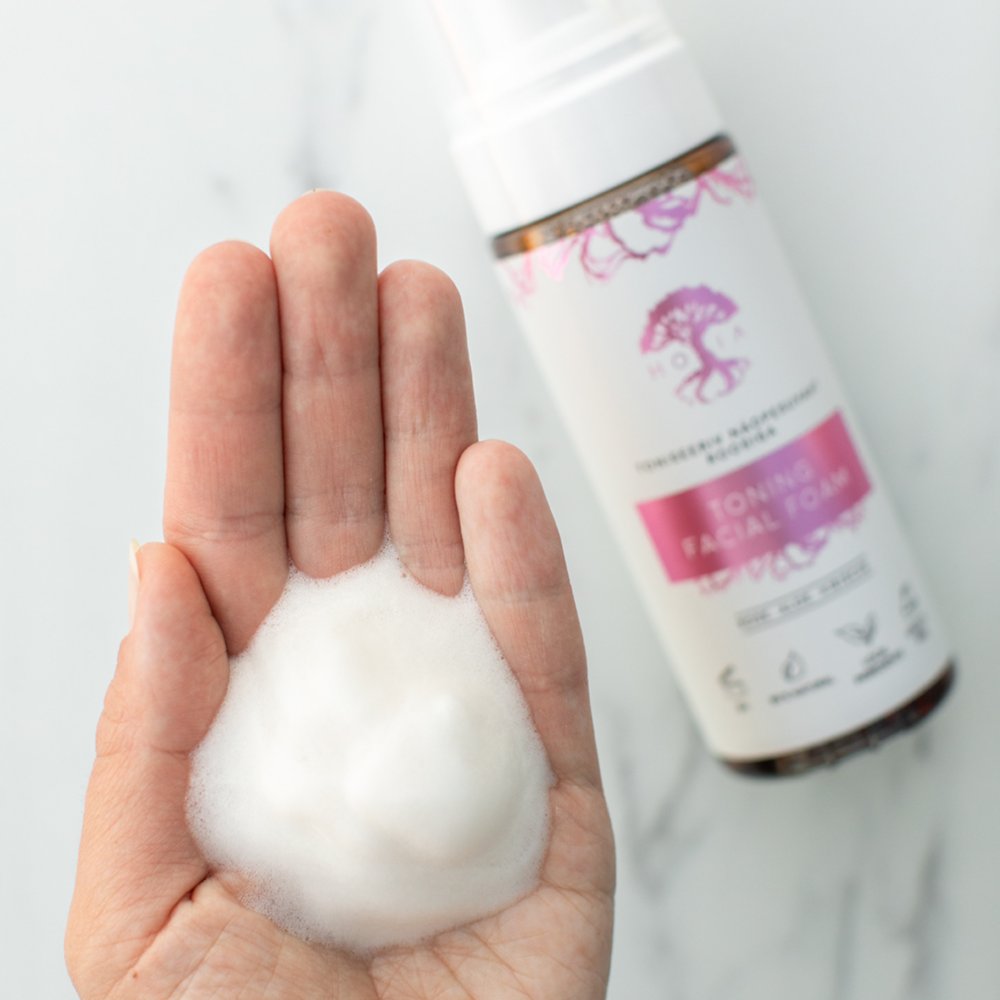 3. Close-up of HOIA homespa Toning Facial Foam texture in hand