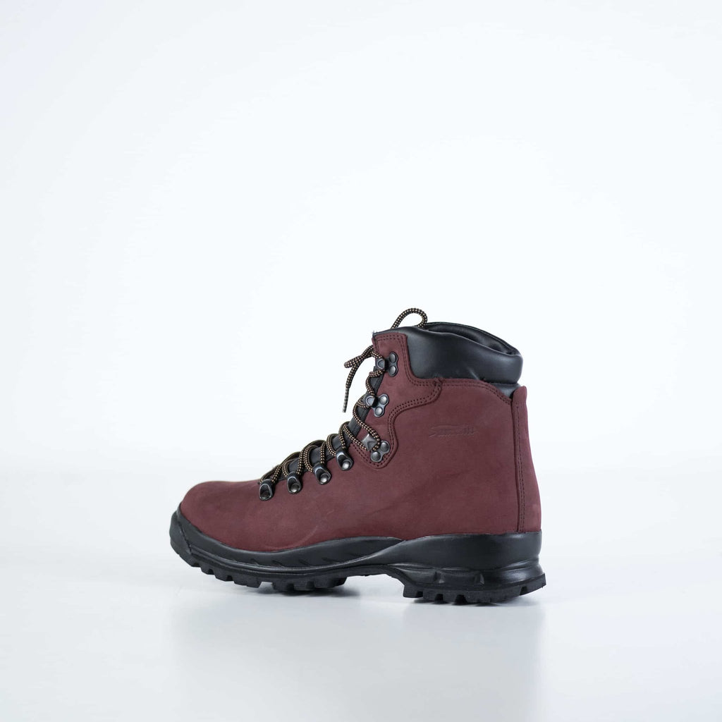 2. Samelin 5531 burgundy hiking boots with Vibram sole, side view in studio