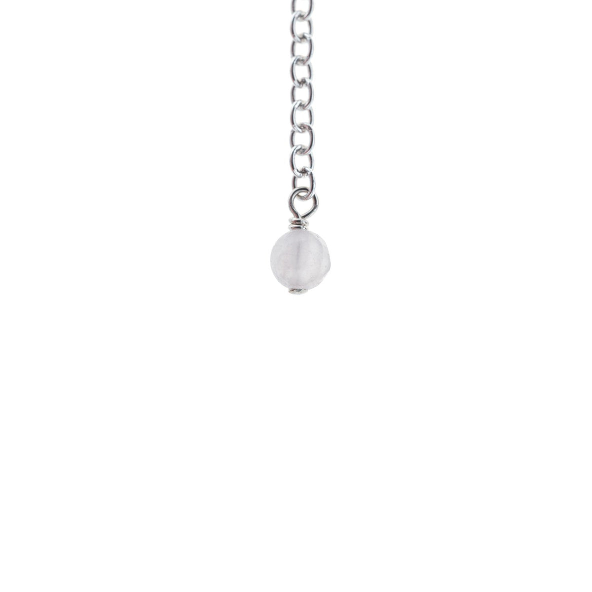 5. Close-up of rose quartz stone on silver chain from New Vintage by Kriss anklet