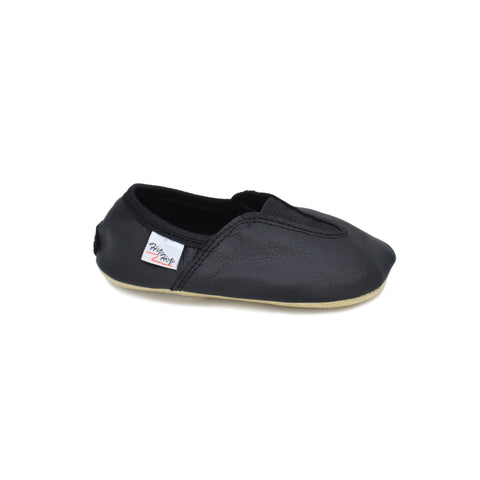 2. Studio image of Hip-Hop Punsa Kids Barefoot Slippers in black, showing side view with elastic band and rubber edge
