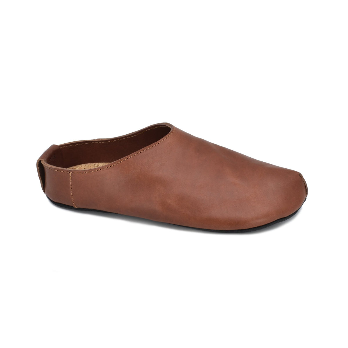 3. Studio shot of Kyoto brown slipper by Omaking, highlighting vegetable-tanned leather and minimalist design