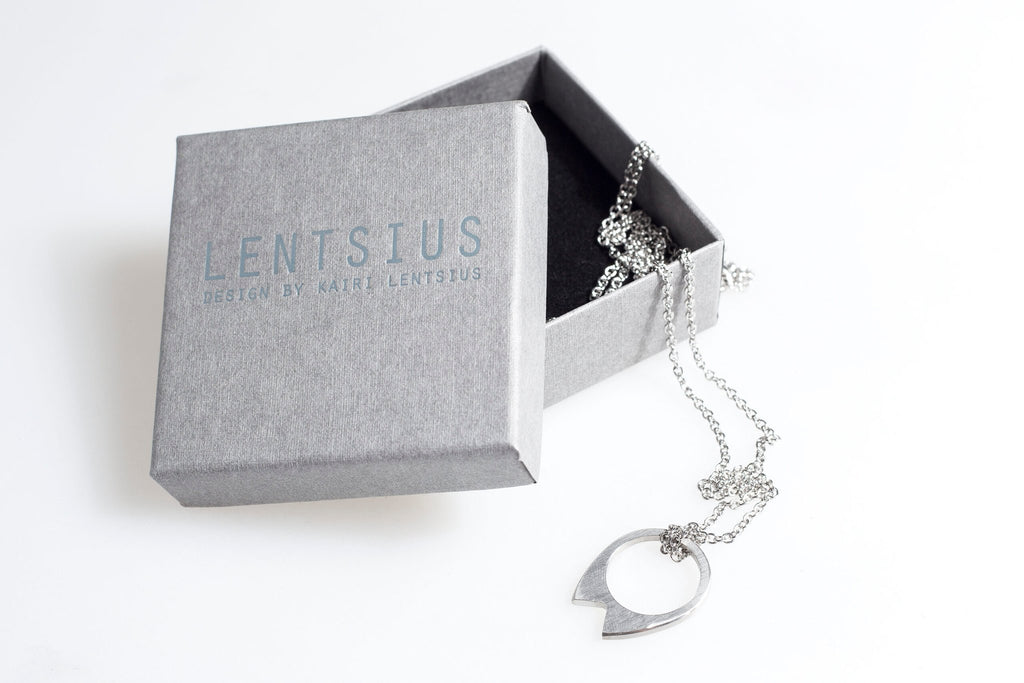3. Lentsius stainless steel necklace displayed in branded gift box with eco-velvet lining