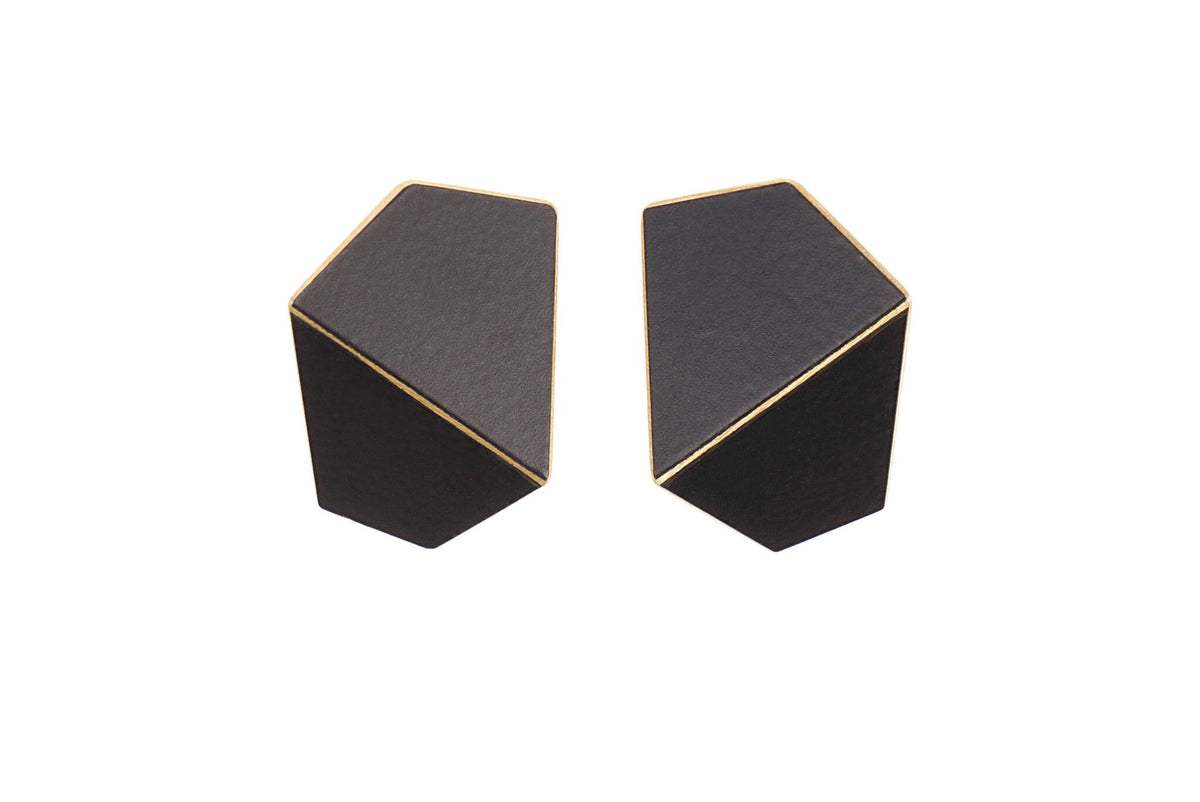 18. Lisa Kroeber Jewellery Folded Wide Earrings in black, handcrafted brass and sterling silver