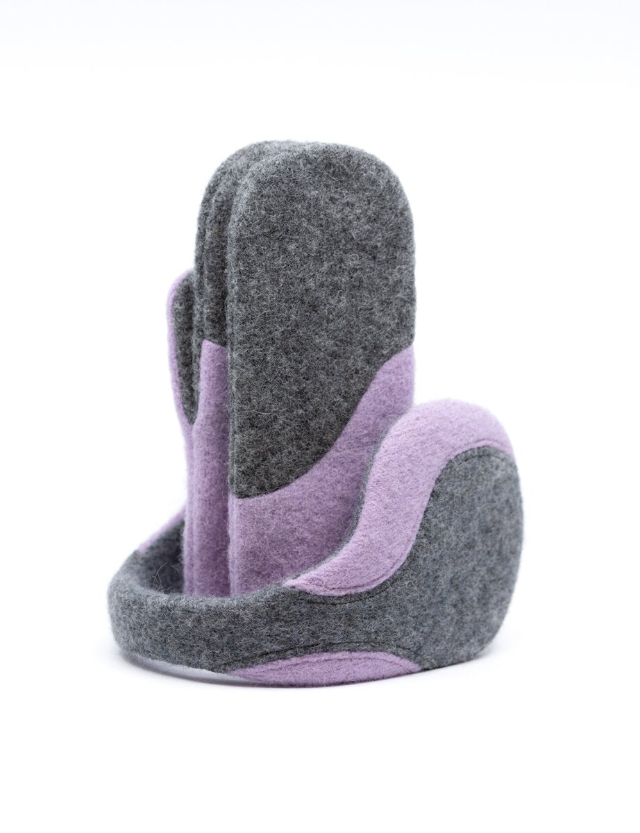 2. Side view of HERTTA felted wool earmuffs in medium grey and lilac, highlighting 3D-printed PLA inner frame