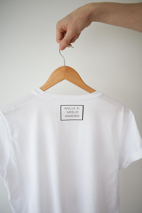 3. Back view of white Blablabla Mickey T-shirt with 'Mulle ei meeldi inimesed' text, shown on hanger