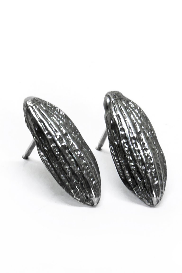 4. Agnes Veski Jewellery SPRING Petal earrings in oxide plating, featuring intricate texture, studio shot