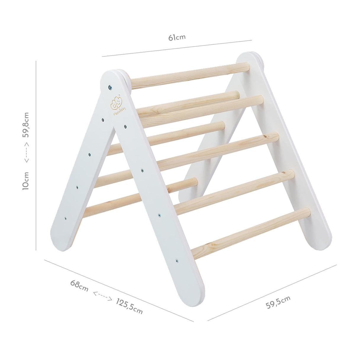 8. Size chart for white wooden Pikler climbing ladder showing dimensions in centimeters