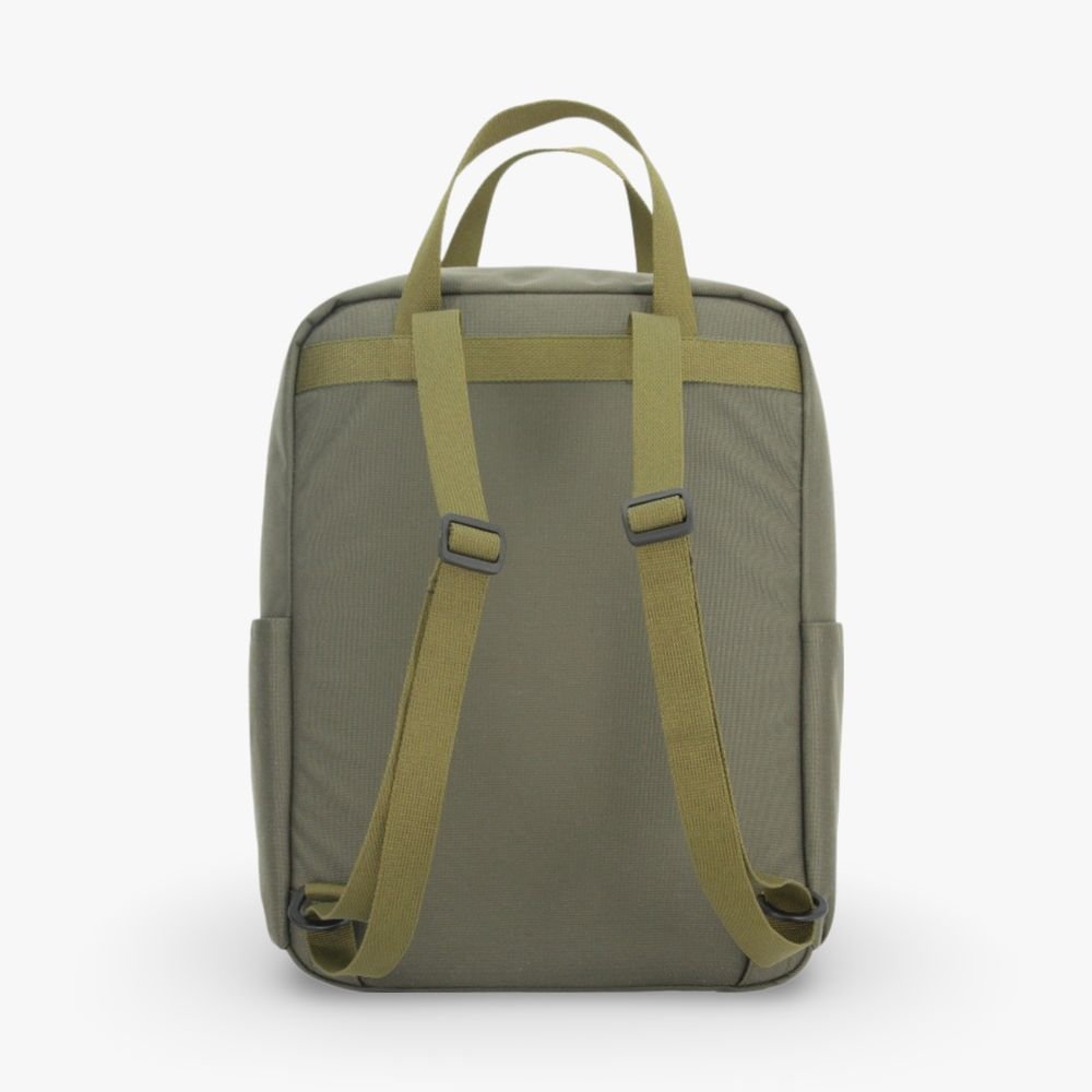 4. Back view of Noel Nord Daypack in olive green, showing dual shoulder straps