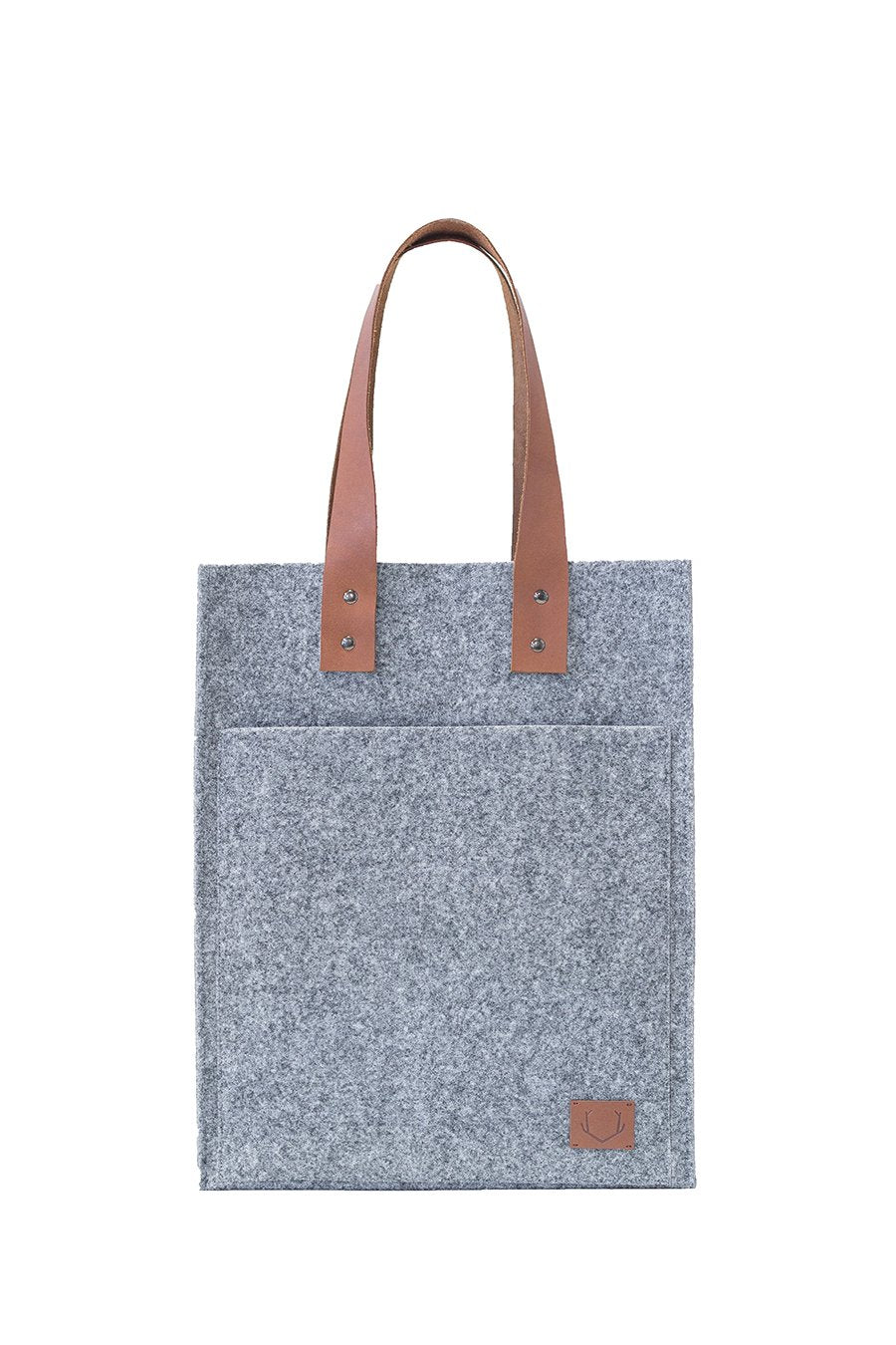 4. Close-up of Nordhale Hennes Tote Bag in grey, showing interior pockets and leather details