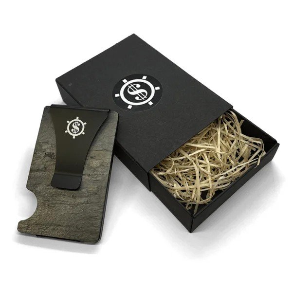 3. Öine Arktika card holder with money clip in black packaging box with straw filling