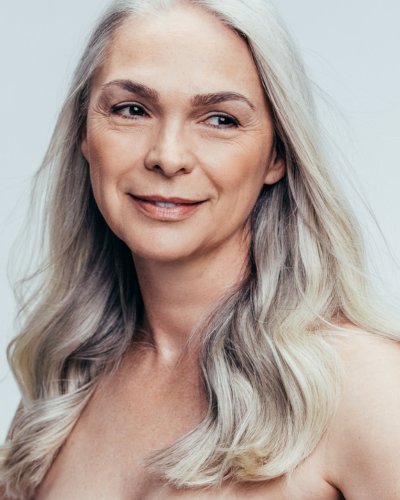 4. Mature woman with healthy skin, representing the benefits of Nurme Collagen Renewing Neroli Night Cream