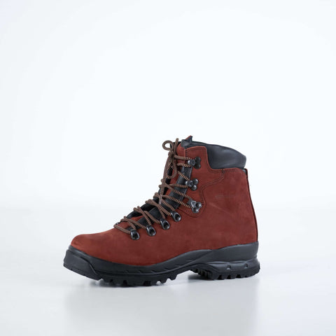 1. Samelin 5531 Rosso Aragosta hiking boots in red nubuck leather with black Vibram sole, shown in studio setting