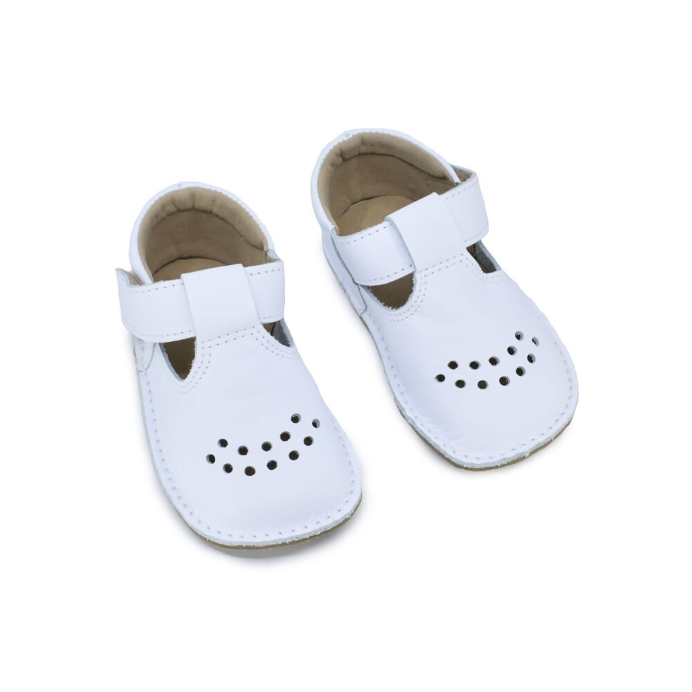 4. Pair of Omaking Lusti white leather kids' shoes with air holes and non-slip sole