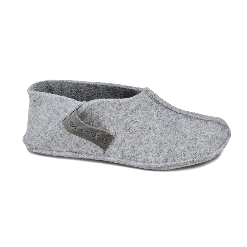 4. Studio shot of unisex grey Tohkri slipper by Omaking, showing closed-toe and closed-heel design
