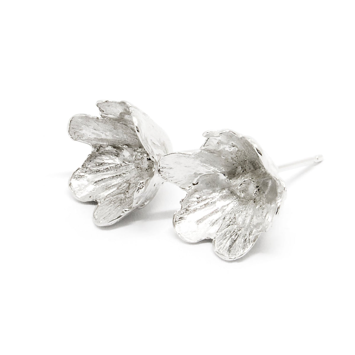 1. Agnes Veski Jewellery SPRING Liverleaf earrings in silver 925, showcasing handcrafted floral design inspired by nature, studio shot