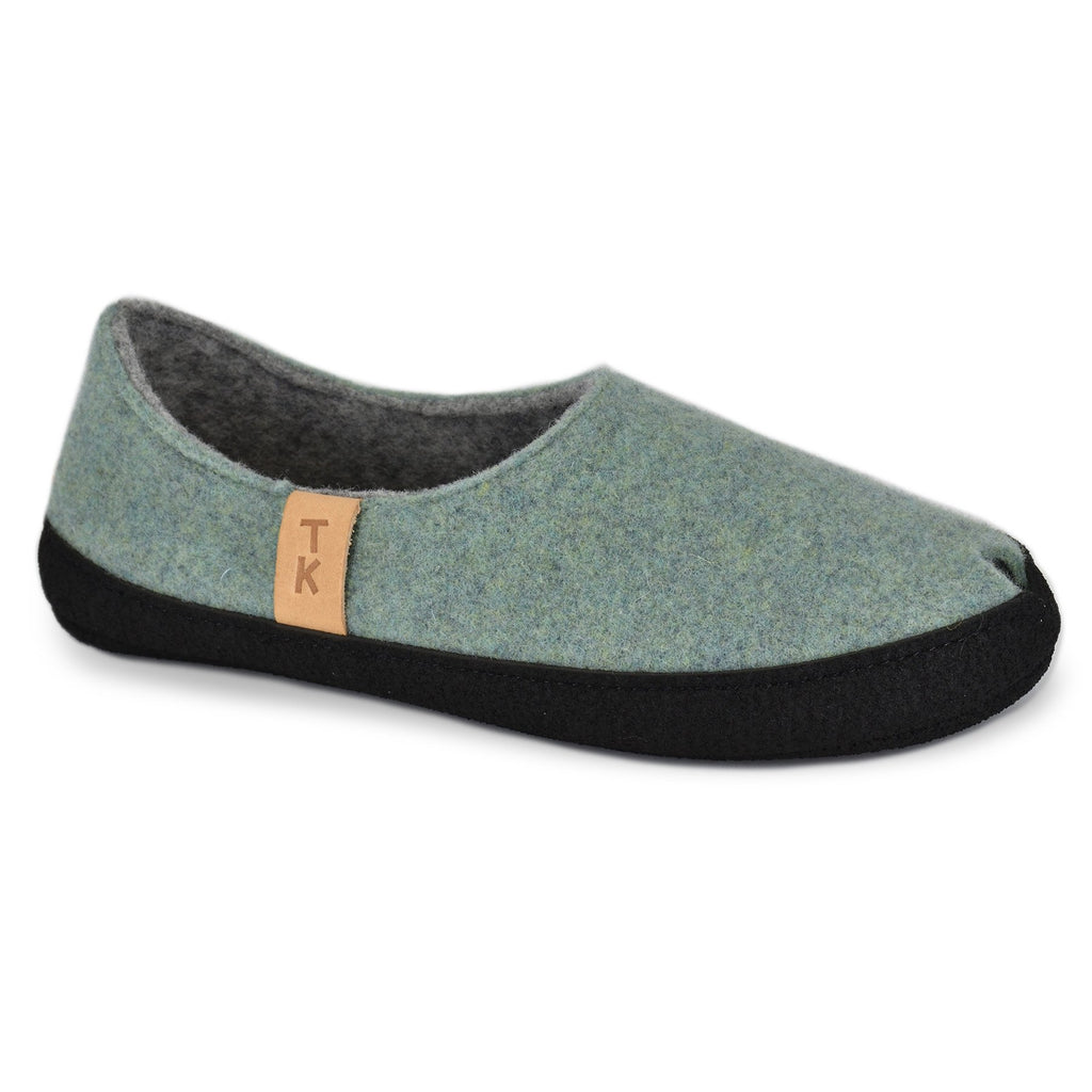 3. Studio image of Omaking TOKU Budapest Slippers in mint green, showcasing closed heel and toe design