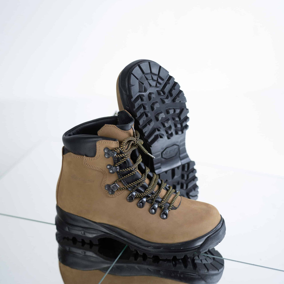 3. Samelin 5531 Tundra Hiking Boots with detailed view of Vibram sole, shown in studio