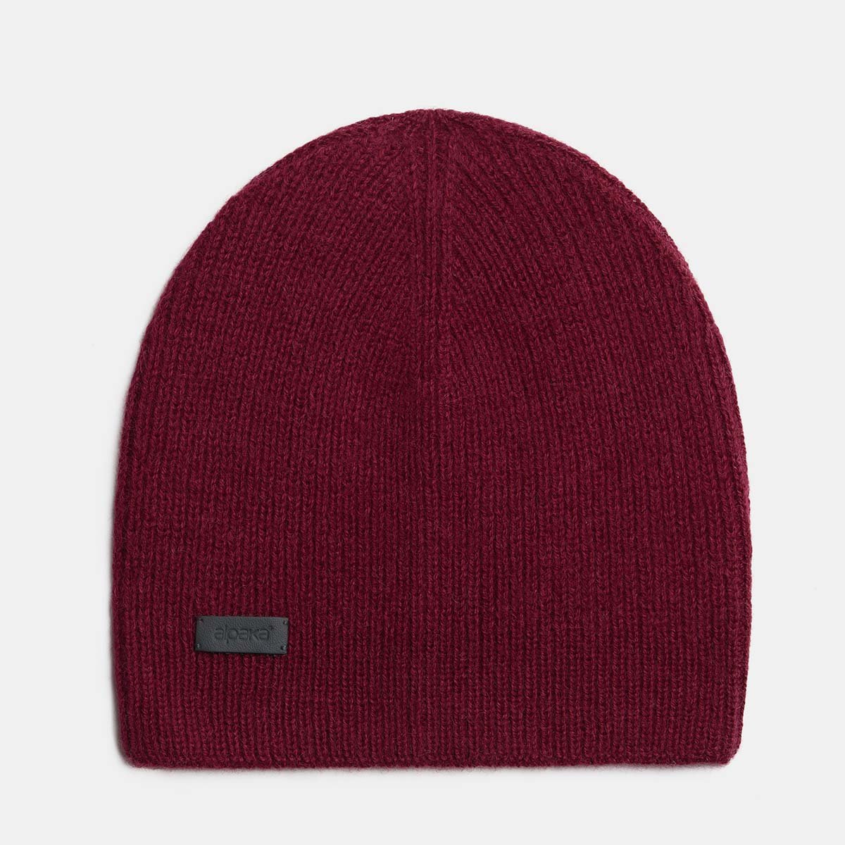 7. Flat lay of mulberry Alpaka baby alpaca wool fisherman's rib beanie