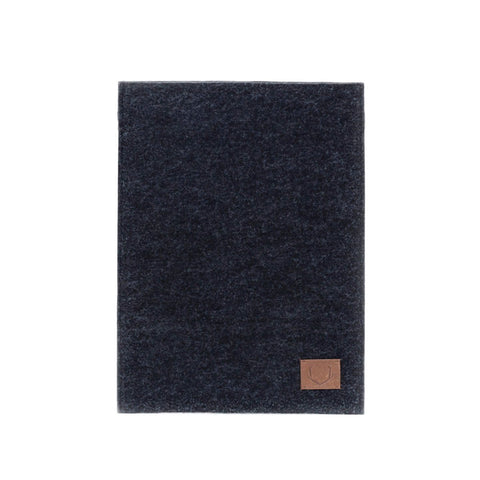 2. Studio image of Nordhale Bodem 15' black laptop sleeve made from recycled PET felt