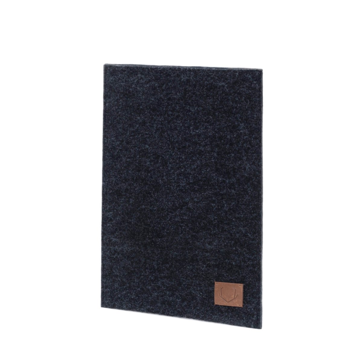 3. Side view of Nordhale Bodem 13' black laptop sleeve showcasing felt texture