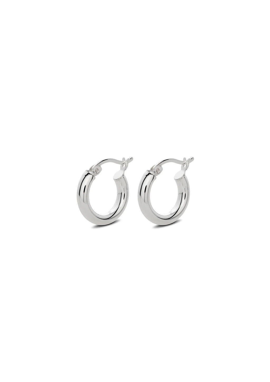 4. Studio image of Ella Hoops Earrings in silver, showing 925 sterling silver craftsmanship and minimalist design