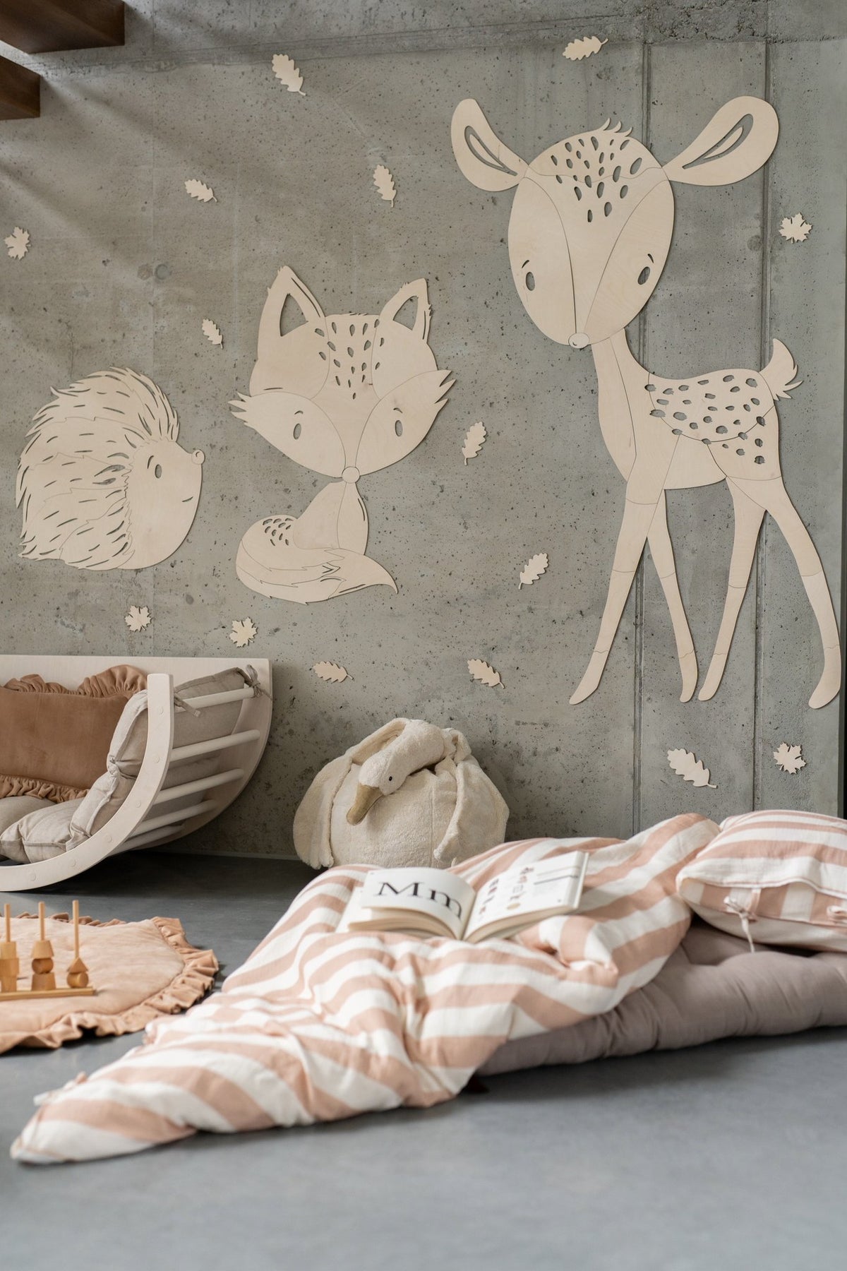 7. Fox wooden wall decoration with hedgehog and deer on concrete wall in playroom
