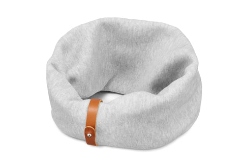 2. Labbvenn Inko neck warmer in light melange with leather strap on white background