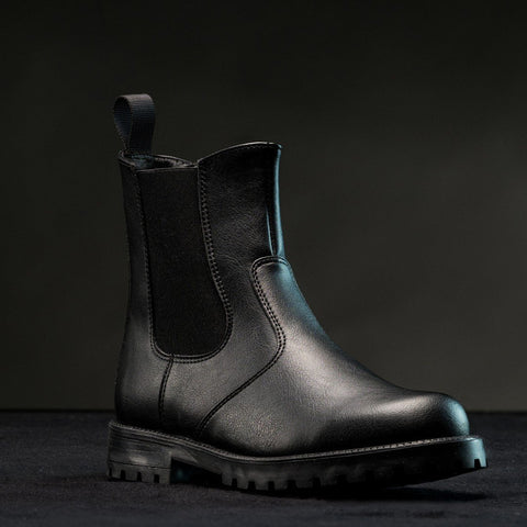3. Studio shot of KIRA 3.0 Chelsea Boots in black, showcasing side profile and design