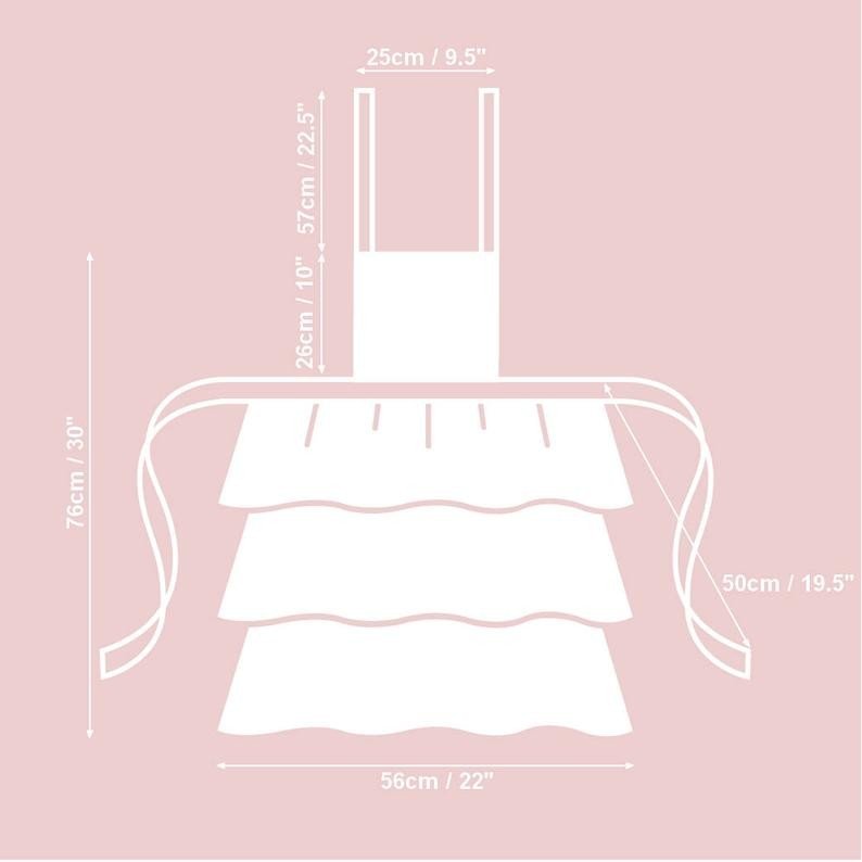 5. Size chart for Francine Black apron showing dimensions in centimeters and inches