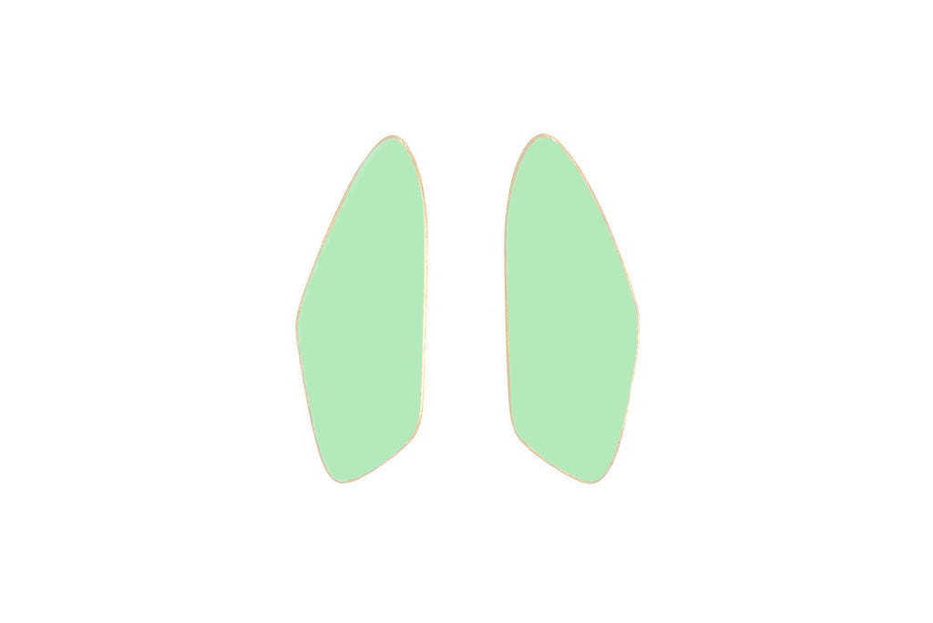10. Lisa Kroeber Jewellery Leaves Small Earrings in light green, organic shape design