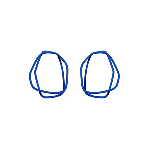 4. Lisa Kroeber Jewellery Loops Earrings in dark blue, organic shape, powder coated brass