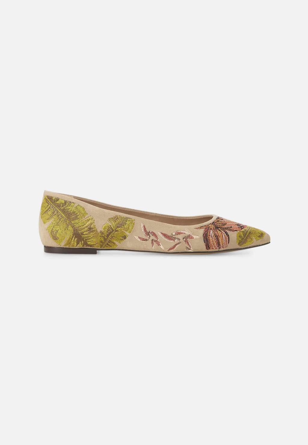 9. Studio shot of Mangará Pindaiva Ballerinas in beige suede with floral embroidery, side view