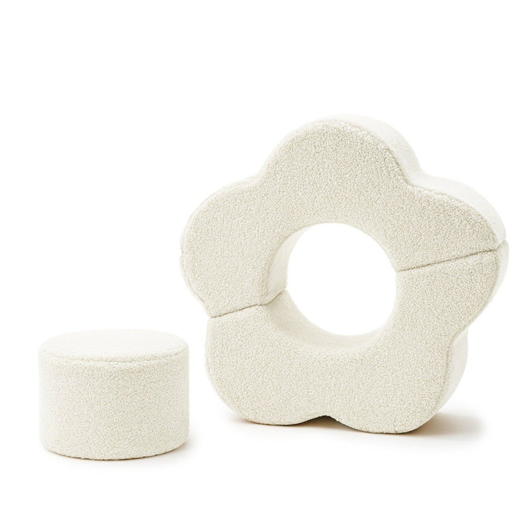 1. MeowBaby flower-shaped foam module and cylindrical piece in bearly cream on white background